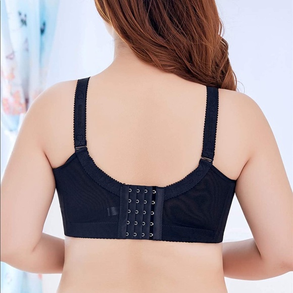 Women Plus Size Push Up Bra - Picture 3 of 3